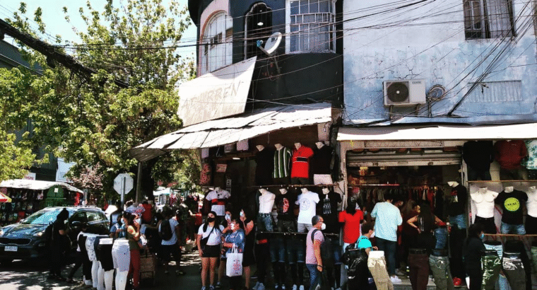 Dónde Comprar Mercadería Barata para tu Negocio: Guía de Compras al Por Mayor en Santiago